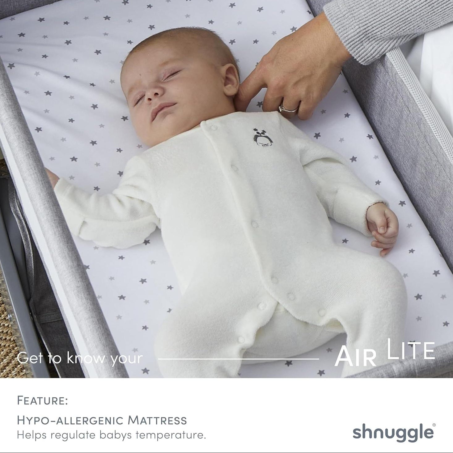 Shnuggle Air Lite Infant Bedside Bassinet: 1 Mattress + 1 Waterproof + 2 White Sheets