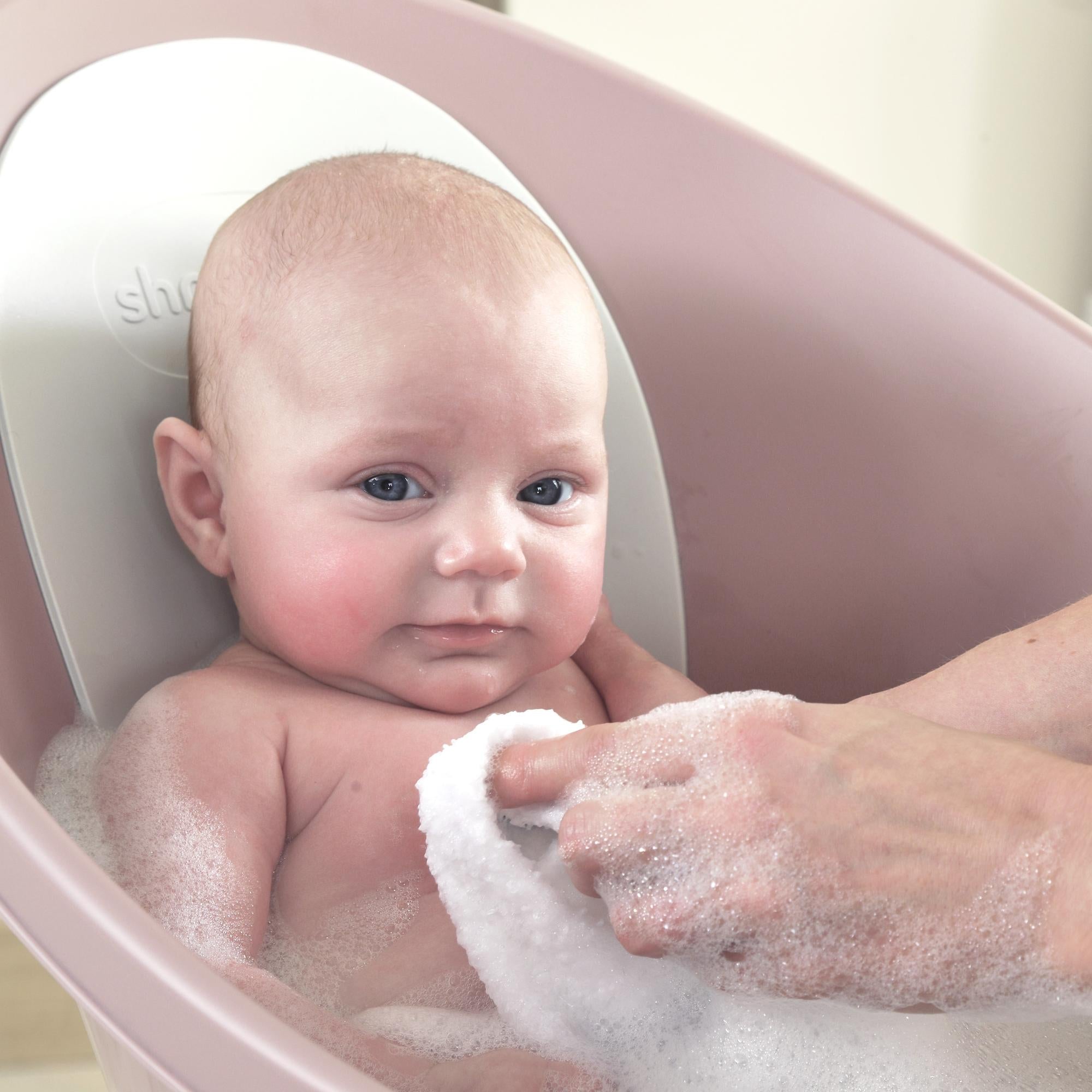 Shnuggle Bath & Change Bundle: Baby Bath & Changing Bundle + Accessories - 6-Piece Set