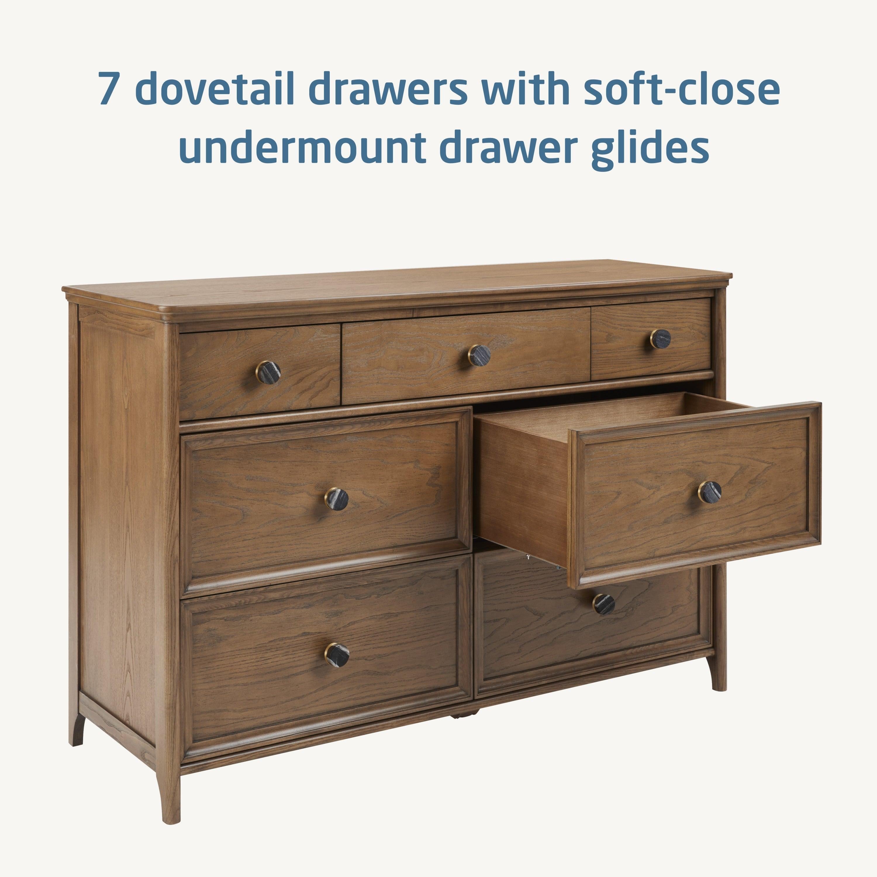 Maxi-Cosi Quiet Luxury 7-Drawer Dresser