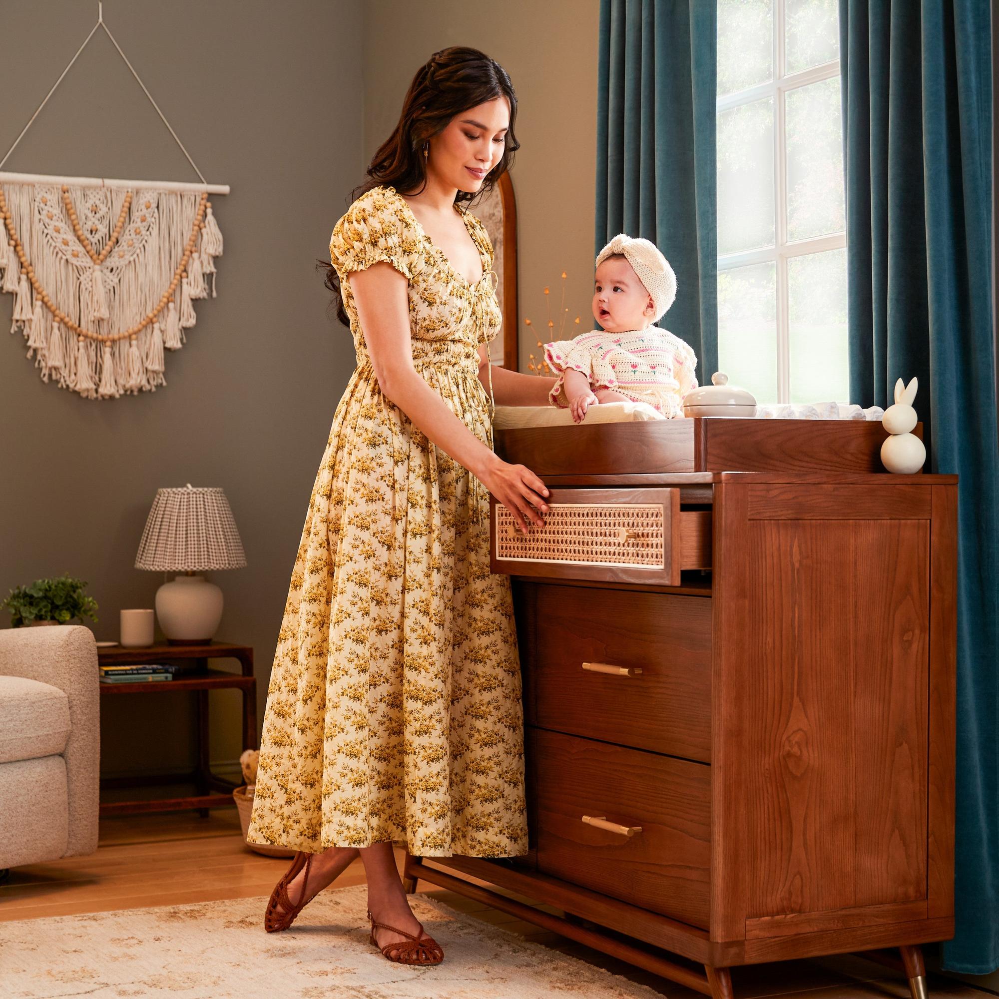 Maxi-Cosi Nursery Everheart 6-Drawer Dresser