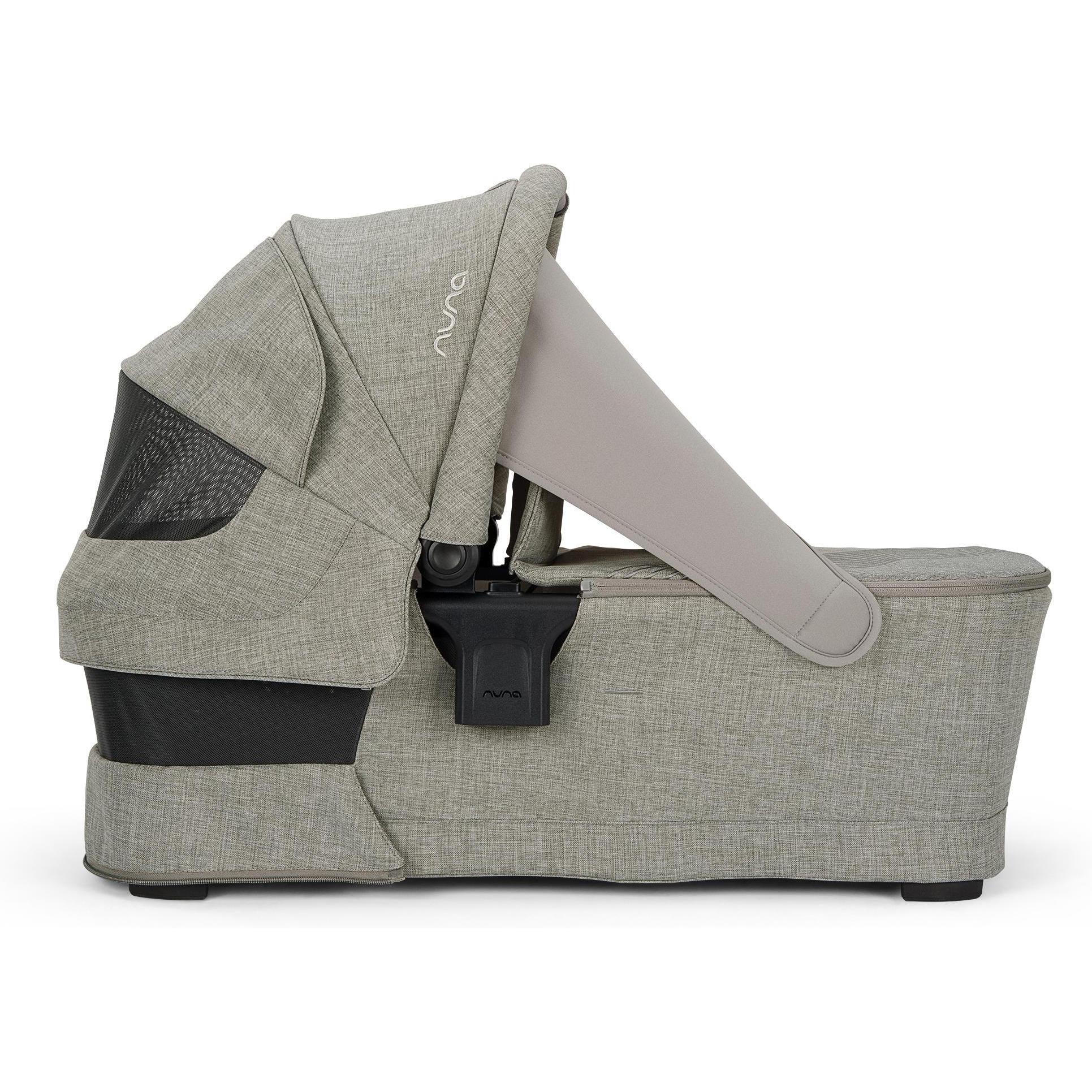 Nuna x BMW SWIV & TRIV Series Bassinet + Stand
