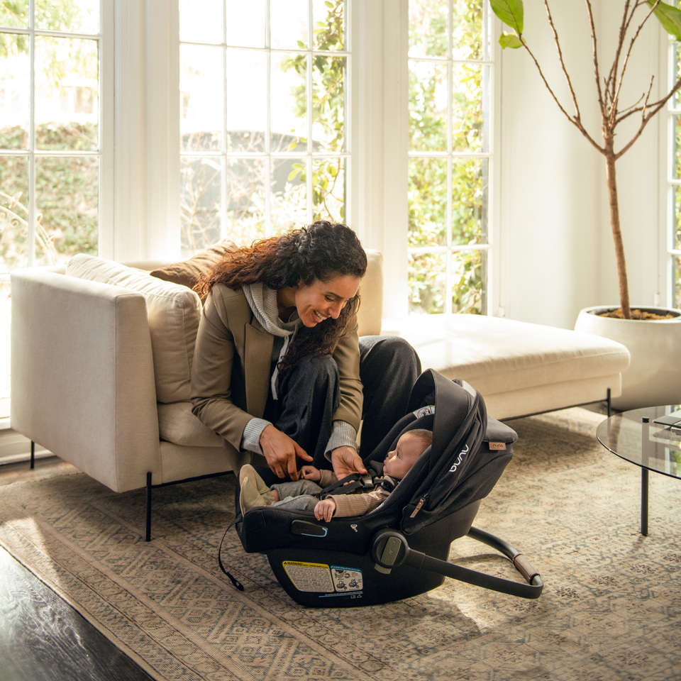 Nuna PIPA Aire RX Infant Car Seat + RELX Base