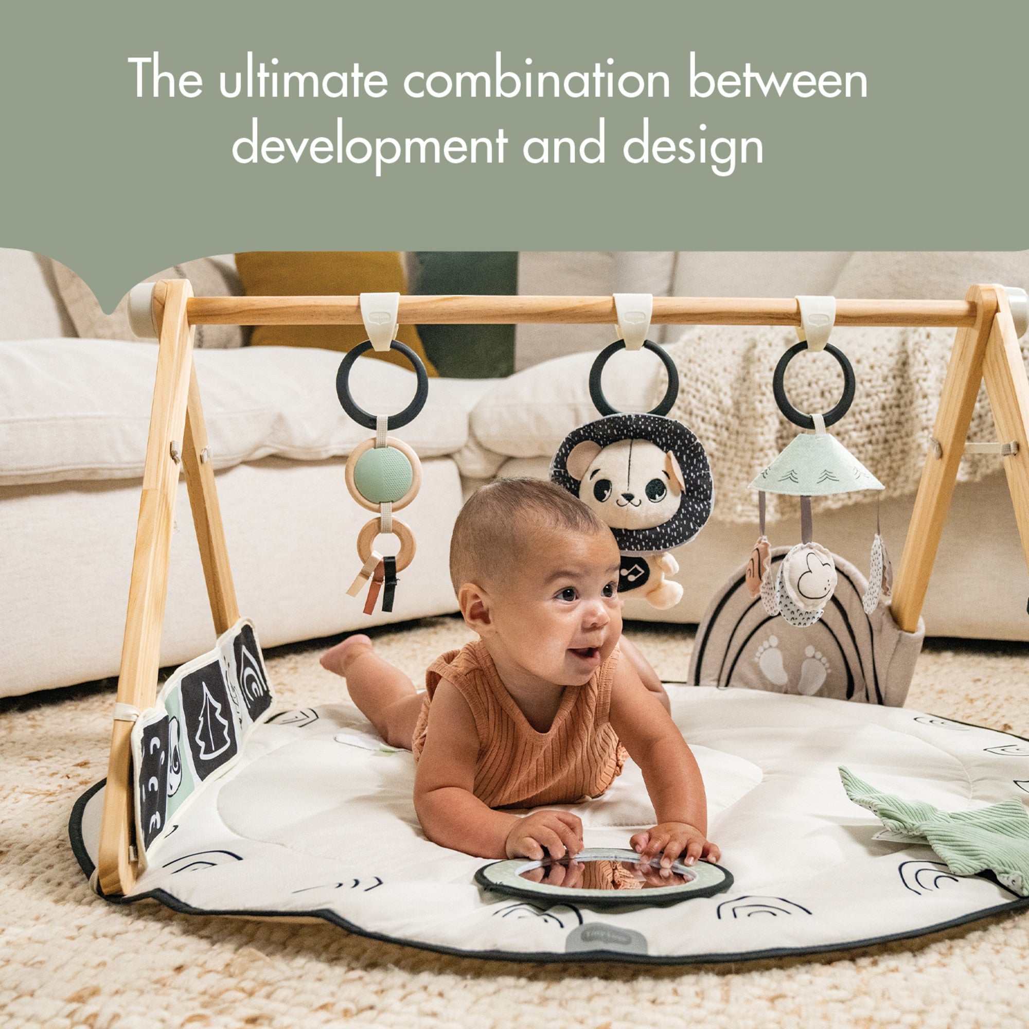 Tiny Love Black & White Gymini