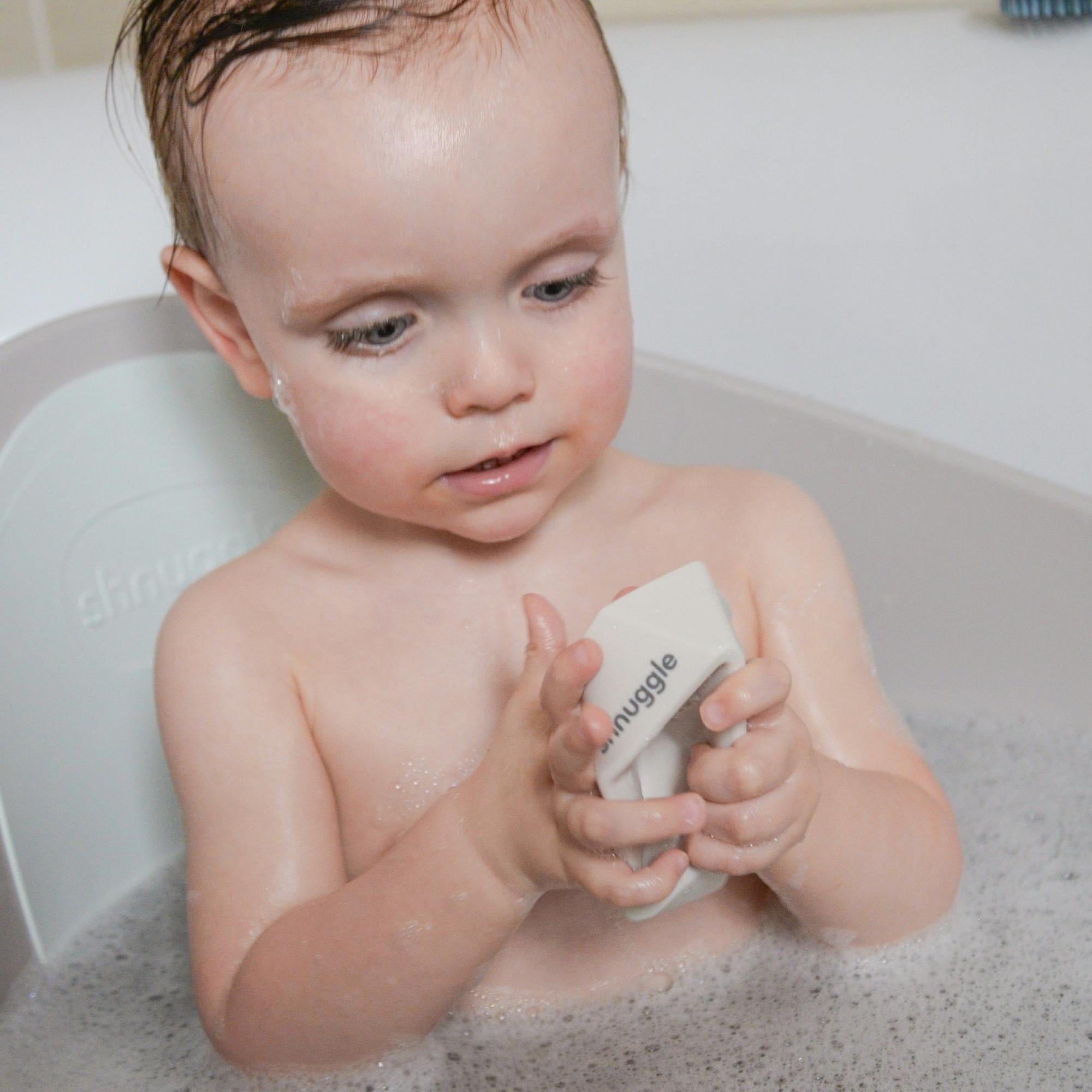 Shnuggle Stack & Sail Bath Boat Toys