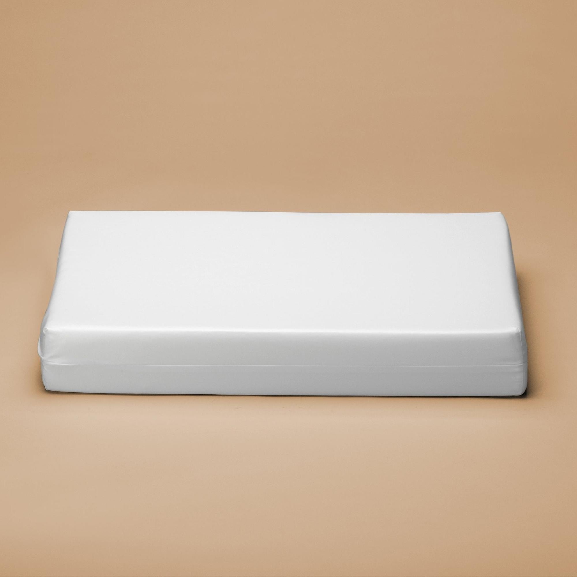 Moonlight Little Dreamer Mini Crib Mattress