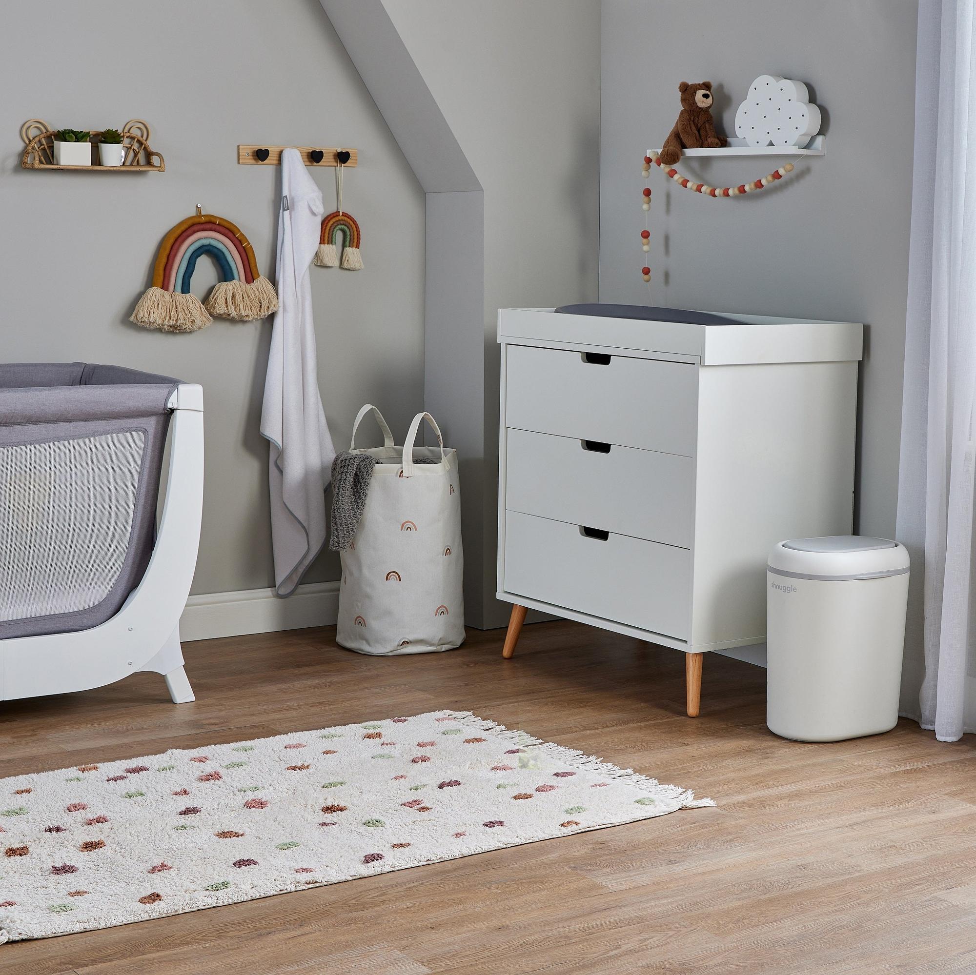 Shnuggle Eco-Touch Nappy Bin Diaper Pail + 30 Better Bag Liners