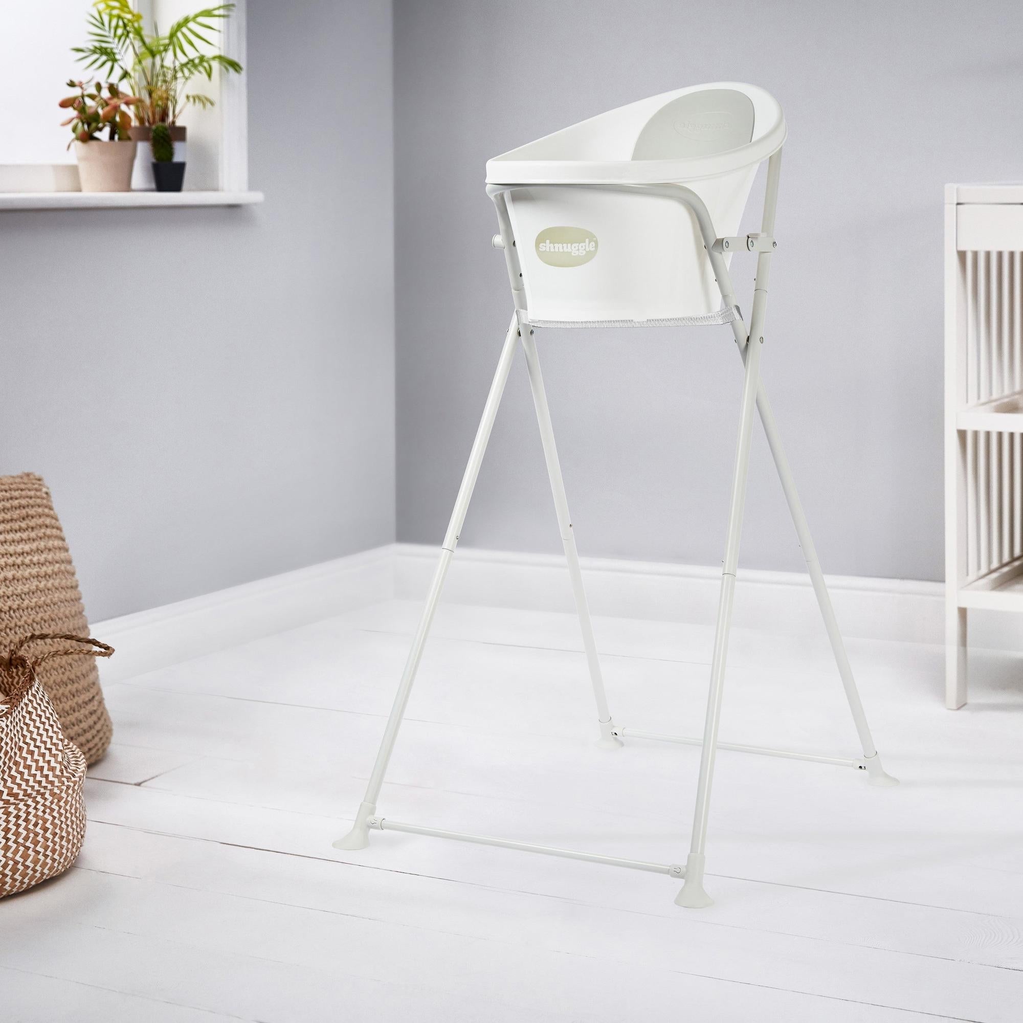 Shnuggle Foldable Baby Bath Tub Stand