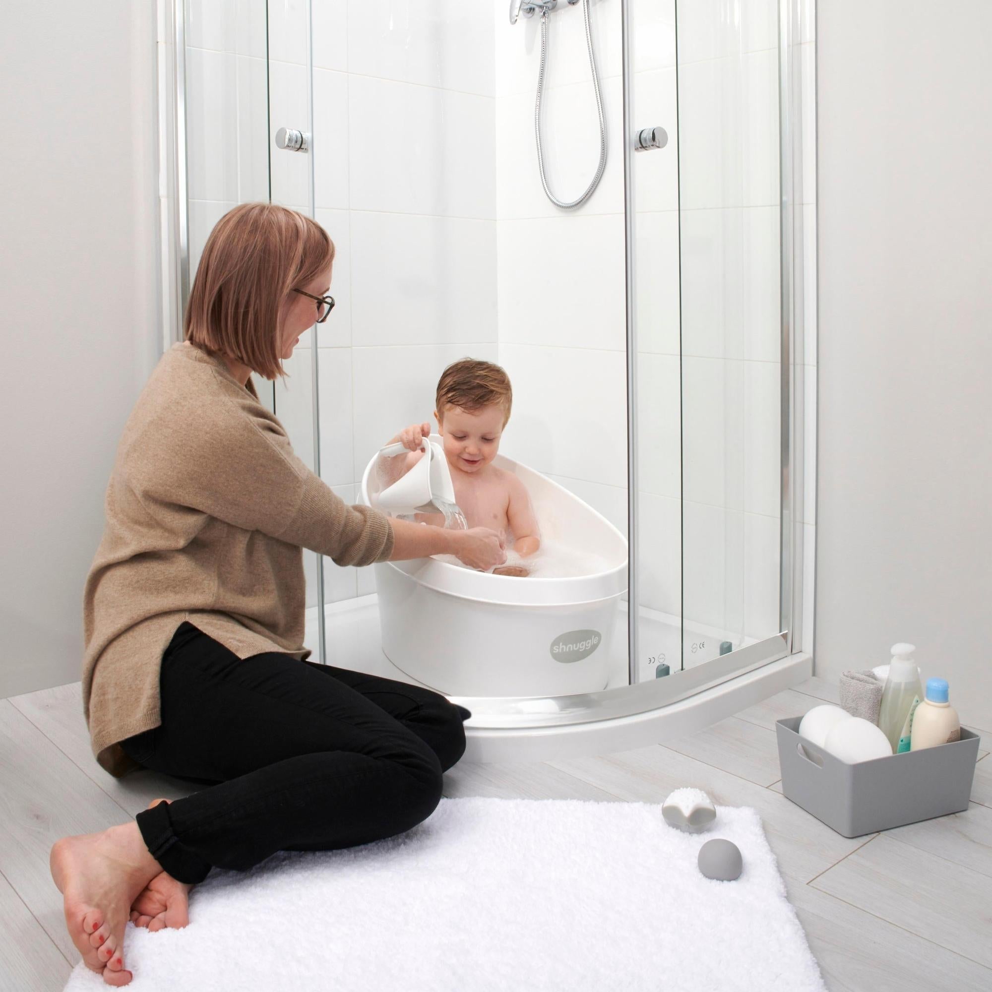 Shnuggle Splash & Play Bundle: Toddler Bath Tub & Accessories Bundle 5-Piece