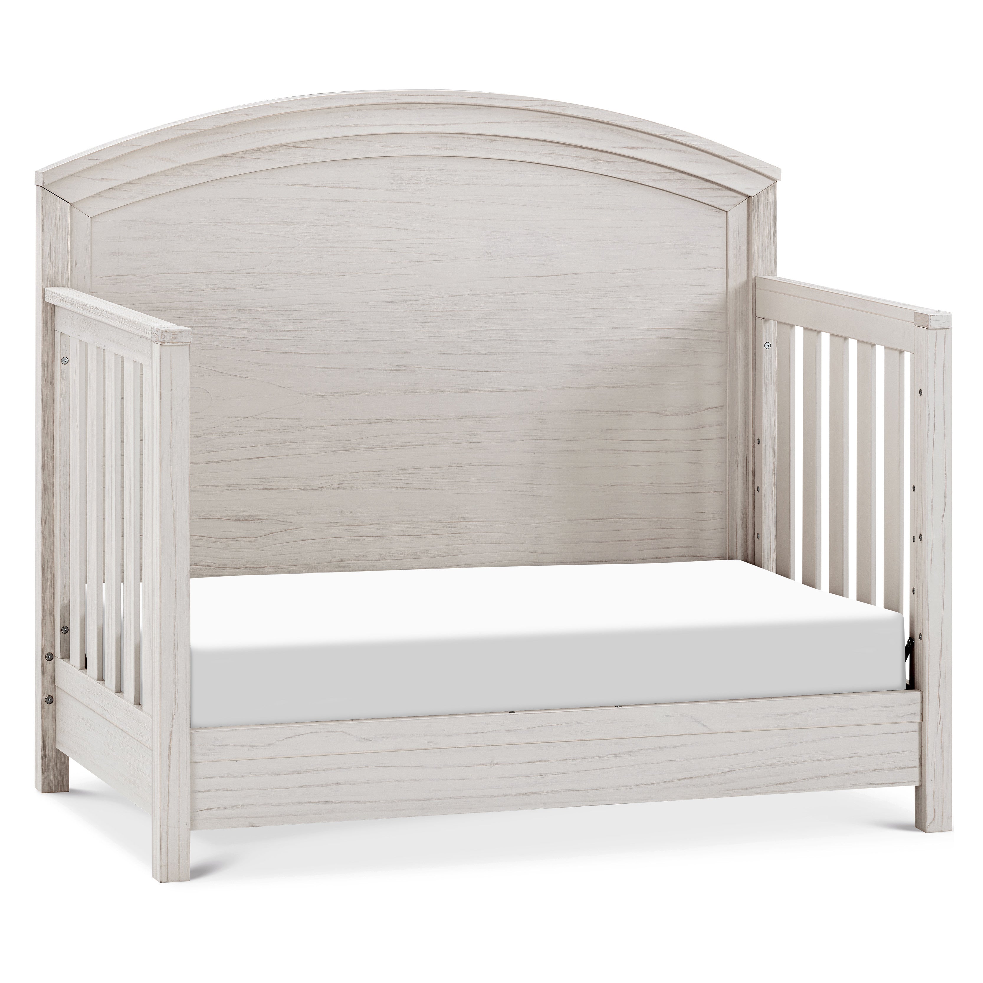 B26401WDF,Monogram by Namesake,Hemsted 4-in-1 Convertible Crib in White Driftwood