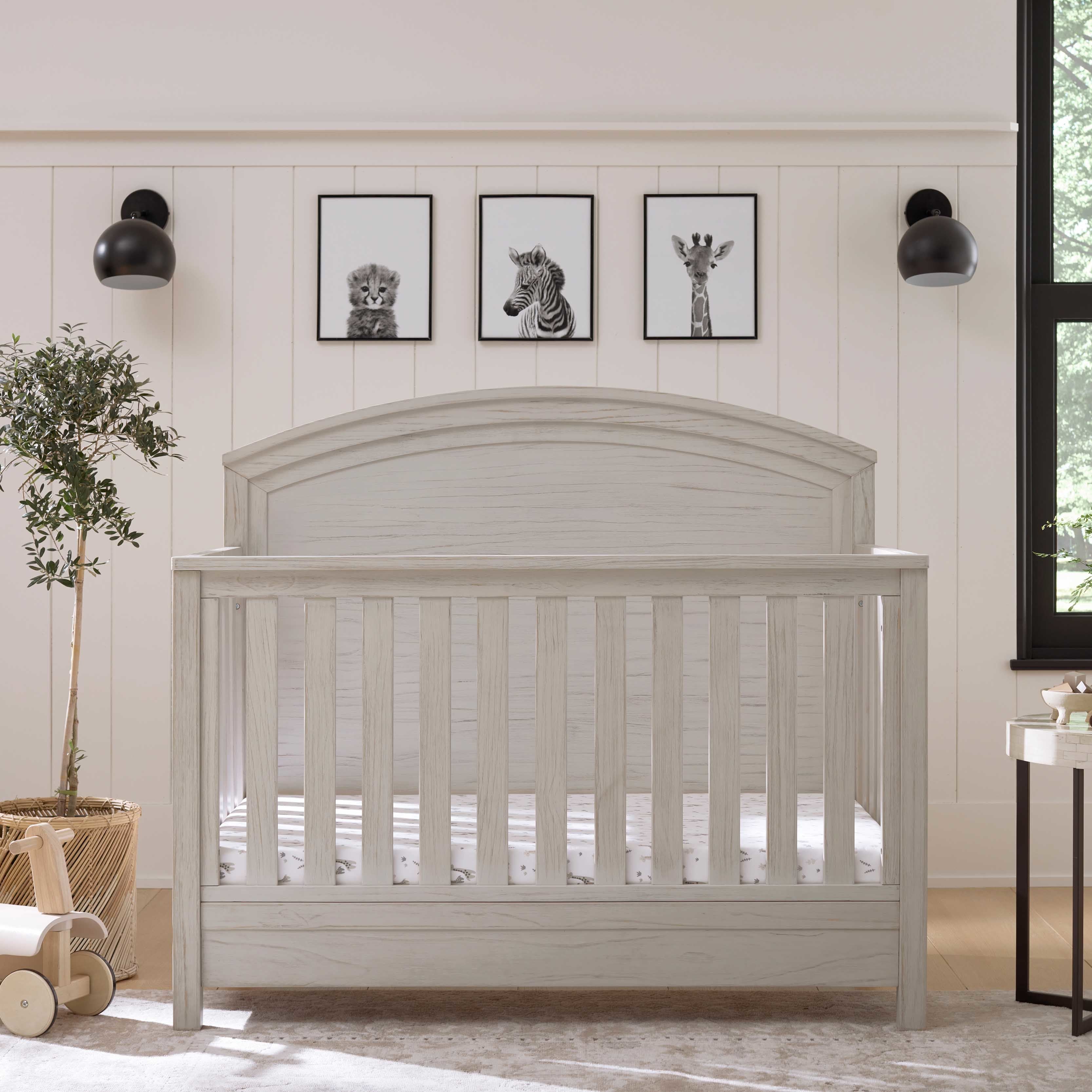 B26401WDF,Monogram by Namesake,Hemsted 4-in-1 Convertible Crib in White Driftwood