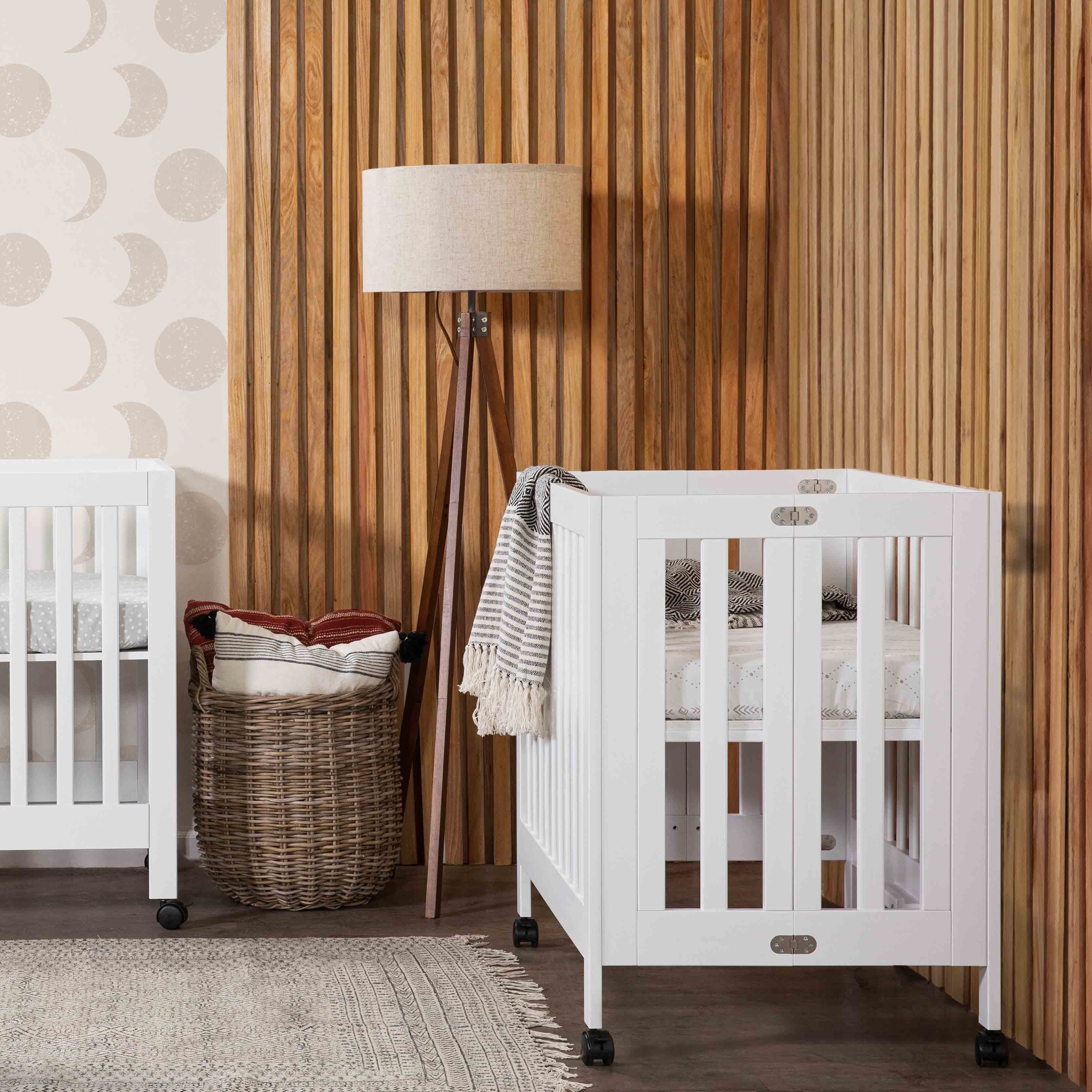 M6698W,Babyletto,Origami Mini Crib in White Finish