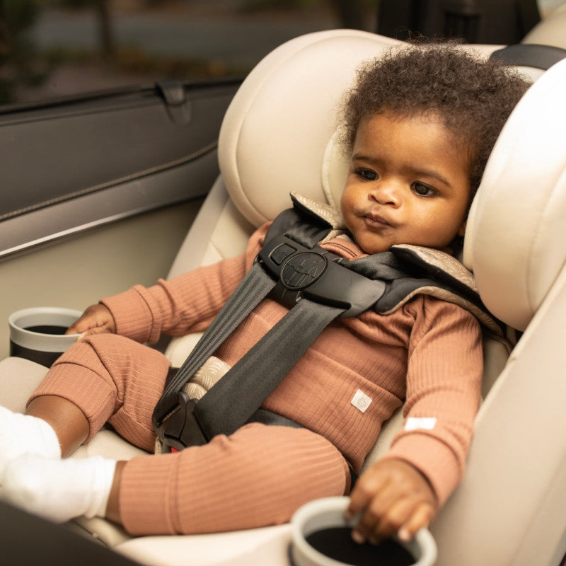 Maxi-Cosi Magellan LiftFit Convertible Car Seat